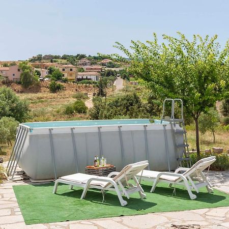 Villa Immersa Nella Natura Perfugas Kültér fotó