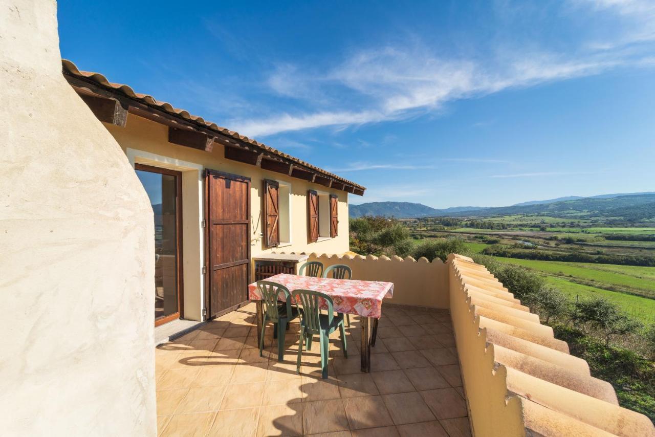 Villa Immersa Nella Natura Perfugas Kültér fotó