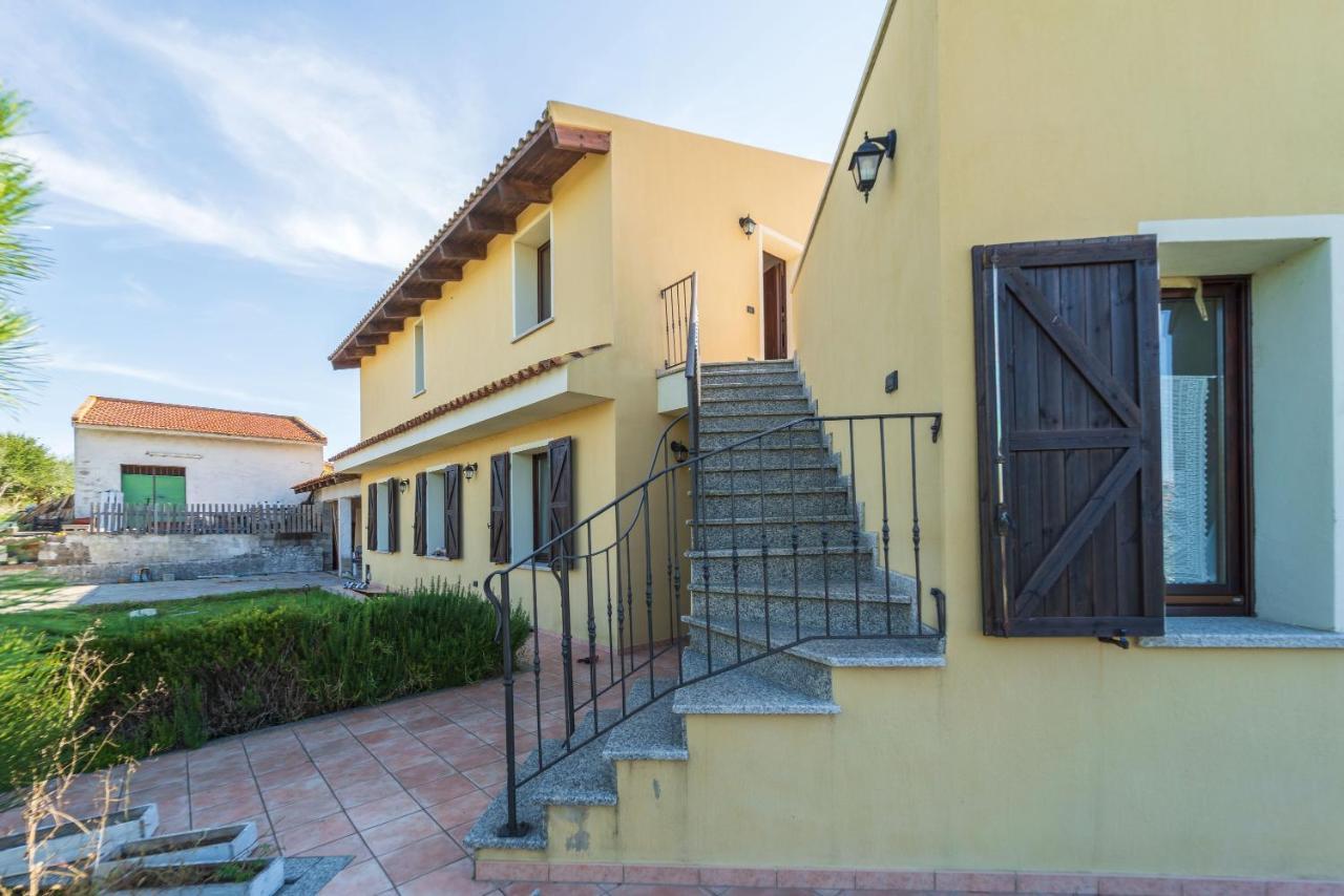 Villa Immersa Nella Natura Perfugas Kültér fotó
