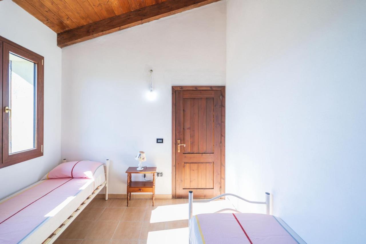Villa Immersa Nella Natura Perfugas Kültér fotó